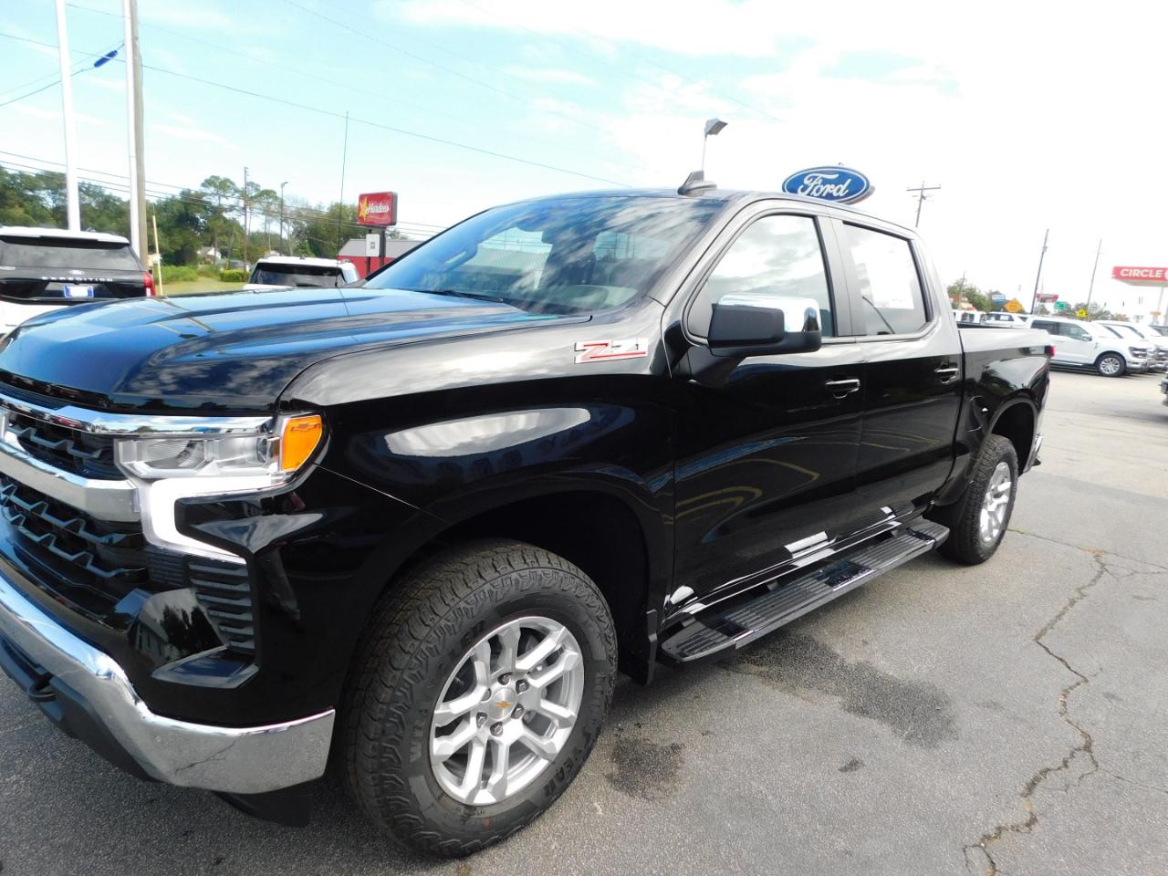Chevrolet Silverado 1500  2026