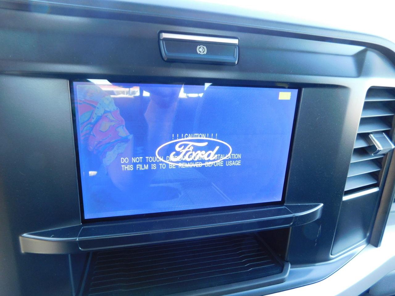 Ford Super Duty F-350 SRW XL 4WD Crew Cab 8' Box 2027