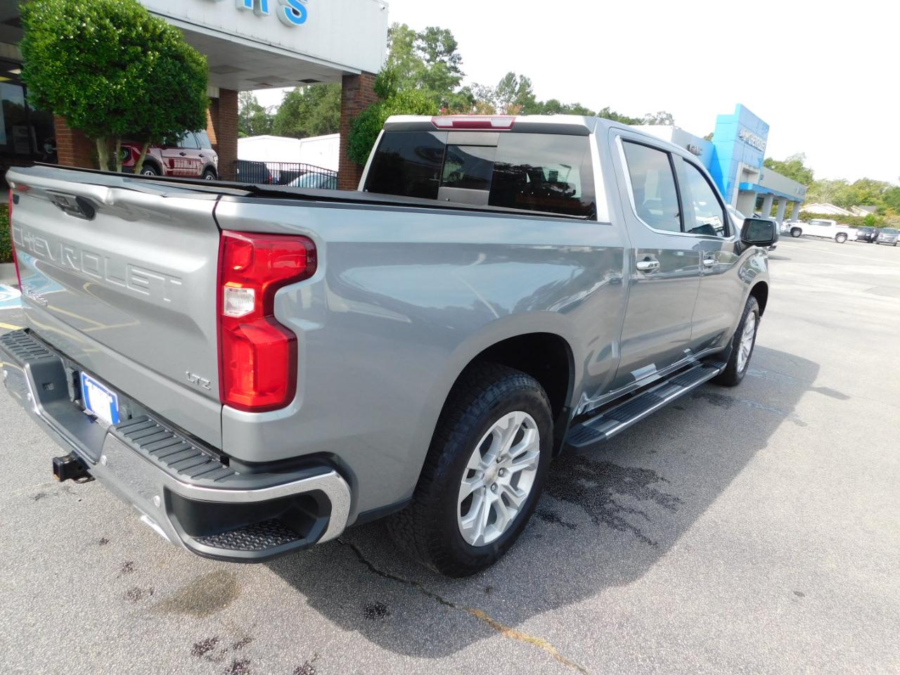Chevrolet Silverado 1500 4WD Crew Cab 147" LTZ 2023