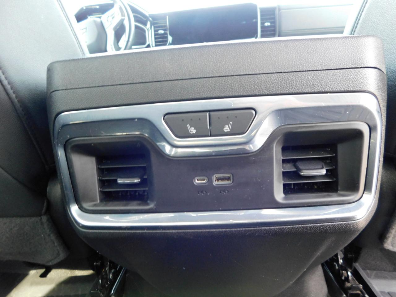 Chevrolet Silverado 1500 4WD Crew Cab 147" LTZ 2023
