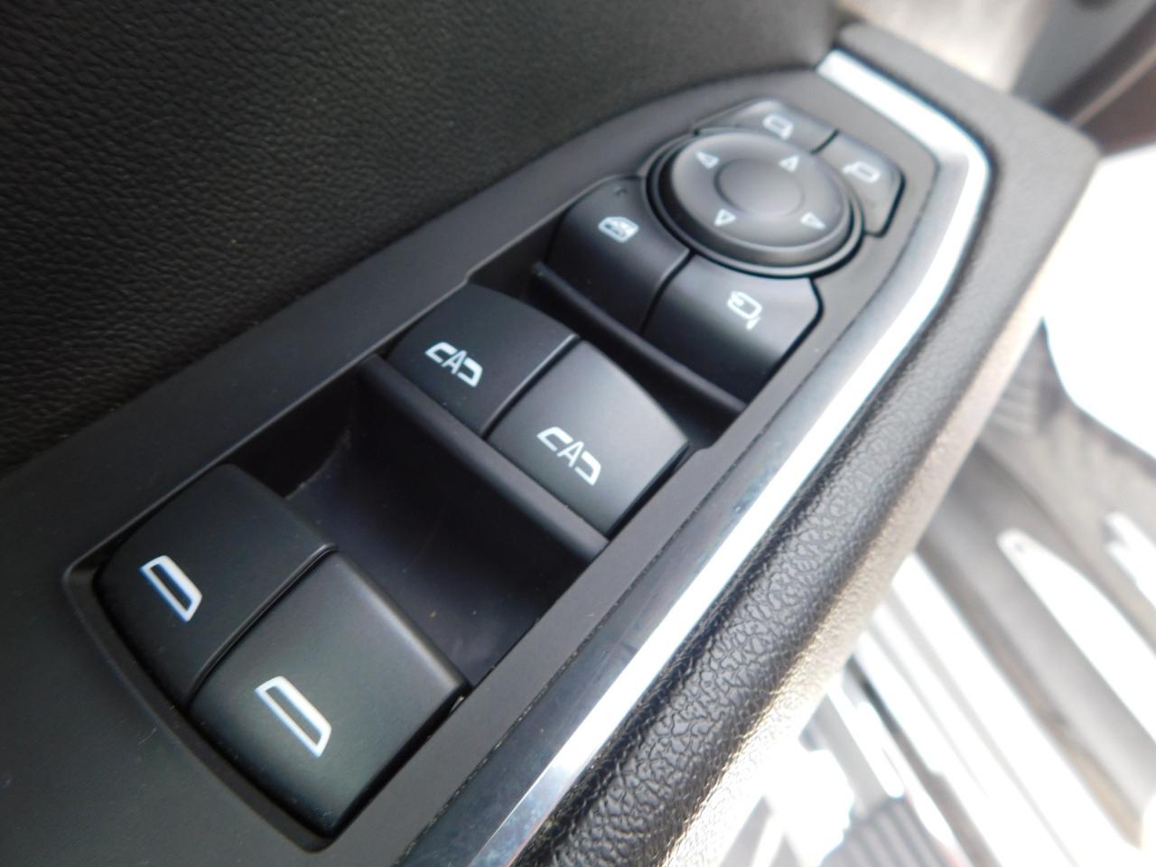 Chevrolet Silverado 1500 4WD Crew Cab 147" LTZ 2023