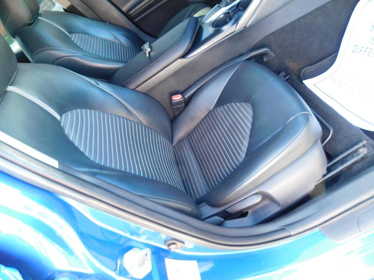 Toyota Camry XLE Auto (Natl) 2019