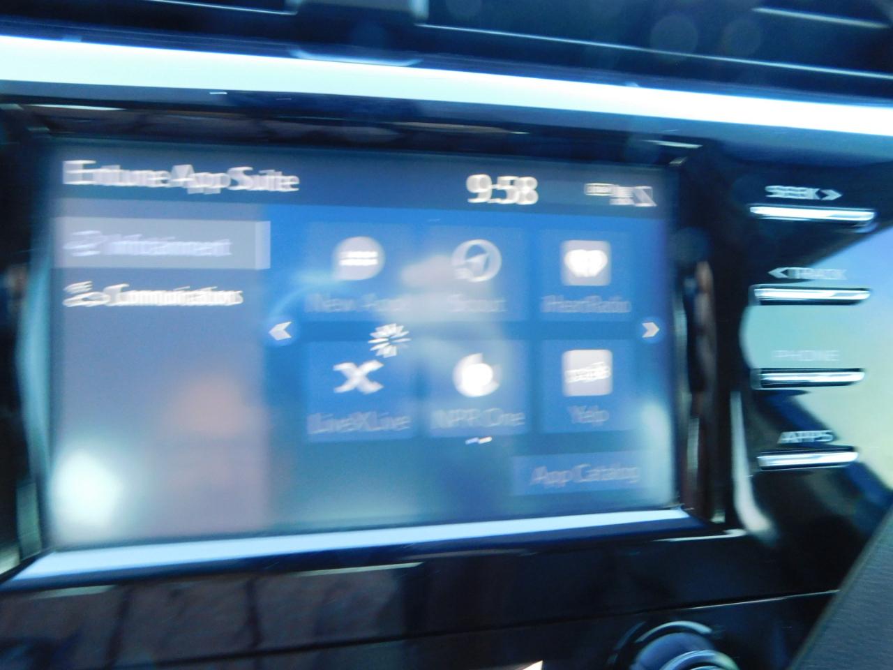 Toyota Camry XLE Auto (Natl) 2019
