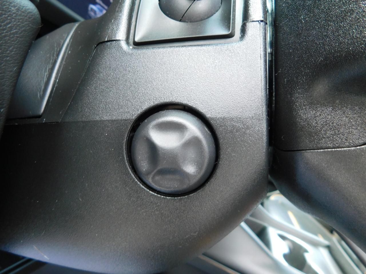 GMC Yukon XL 4WD 4dr AT4 2023