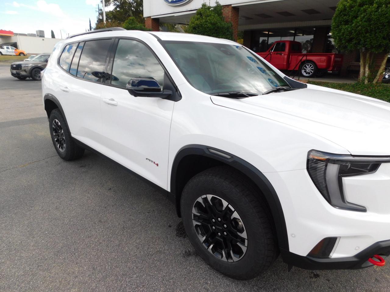 GMC Acadia AWD 4dr AT4 2027