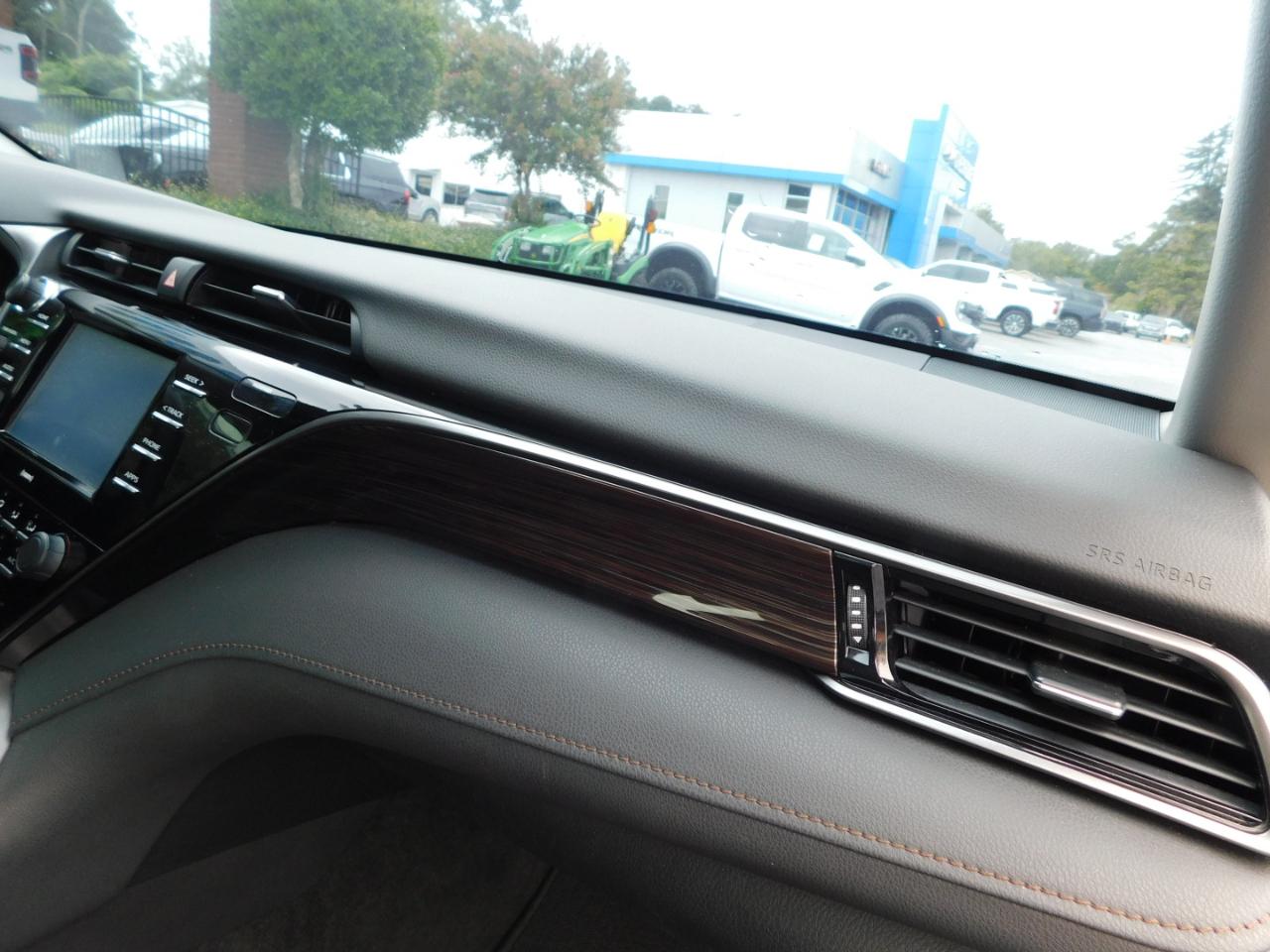 Toyota Camry  2020