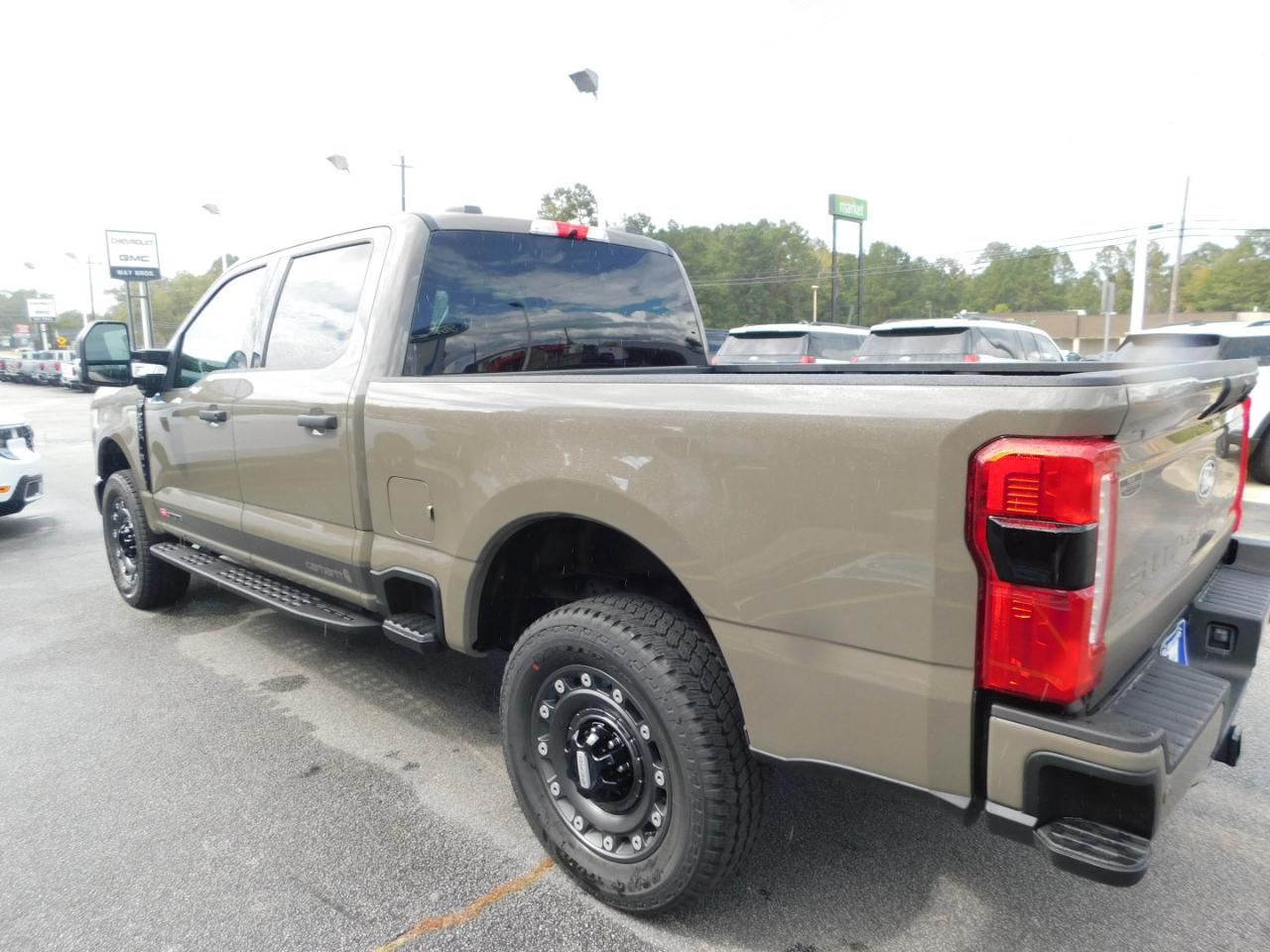 Ford Super Duty F-250 SRW  2027
