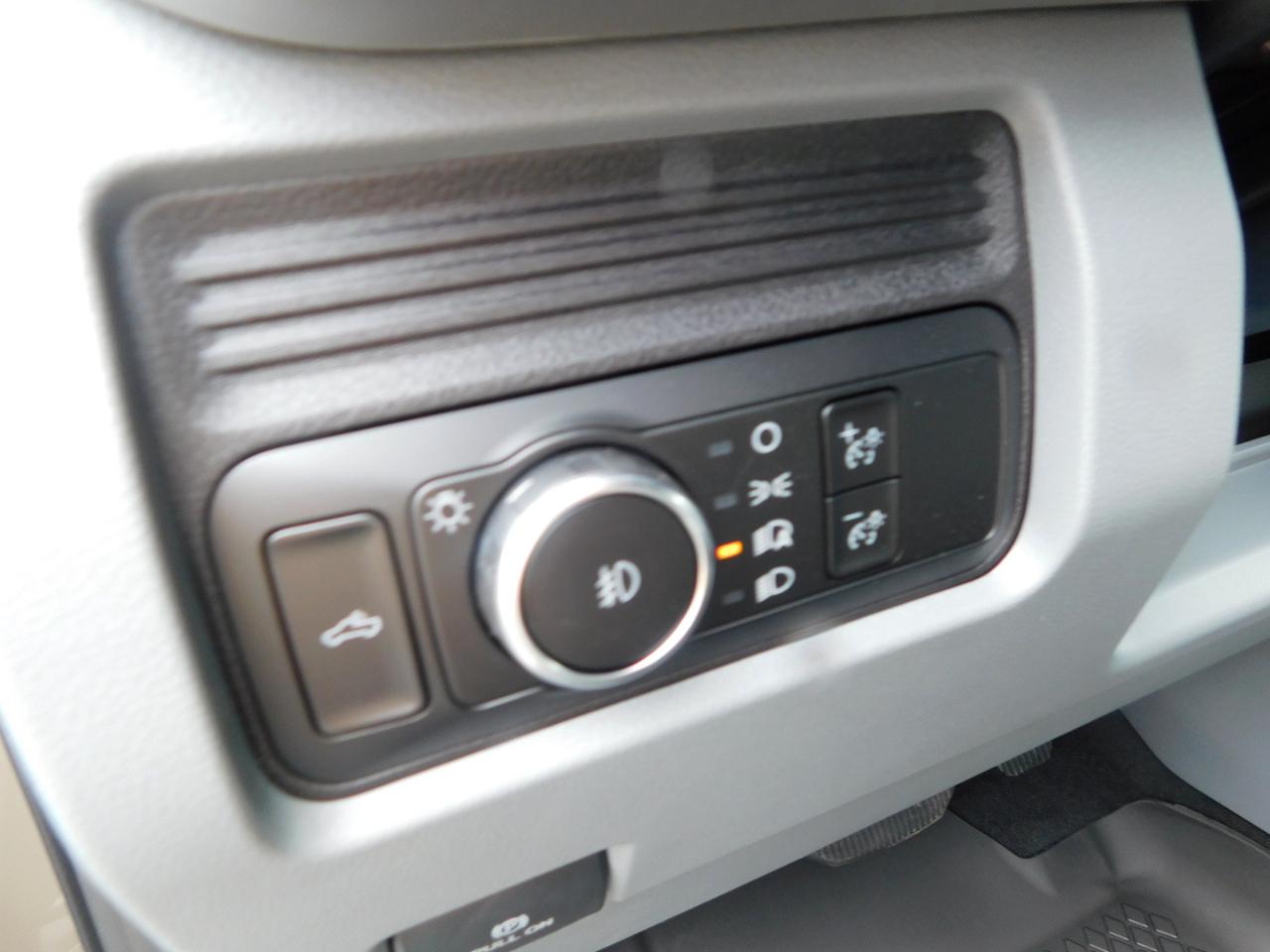 Ford Super Duty F-250 SRW  2027