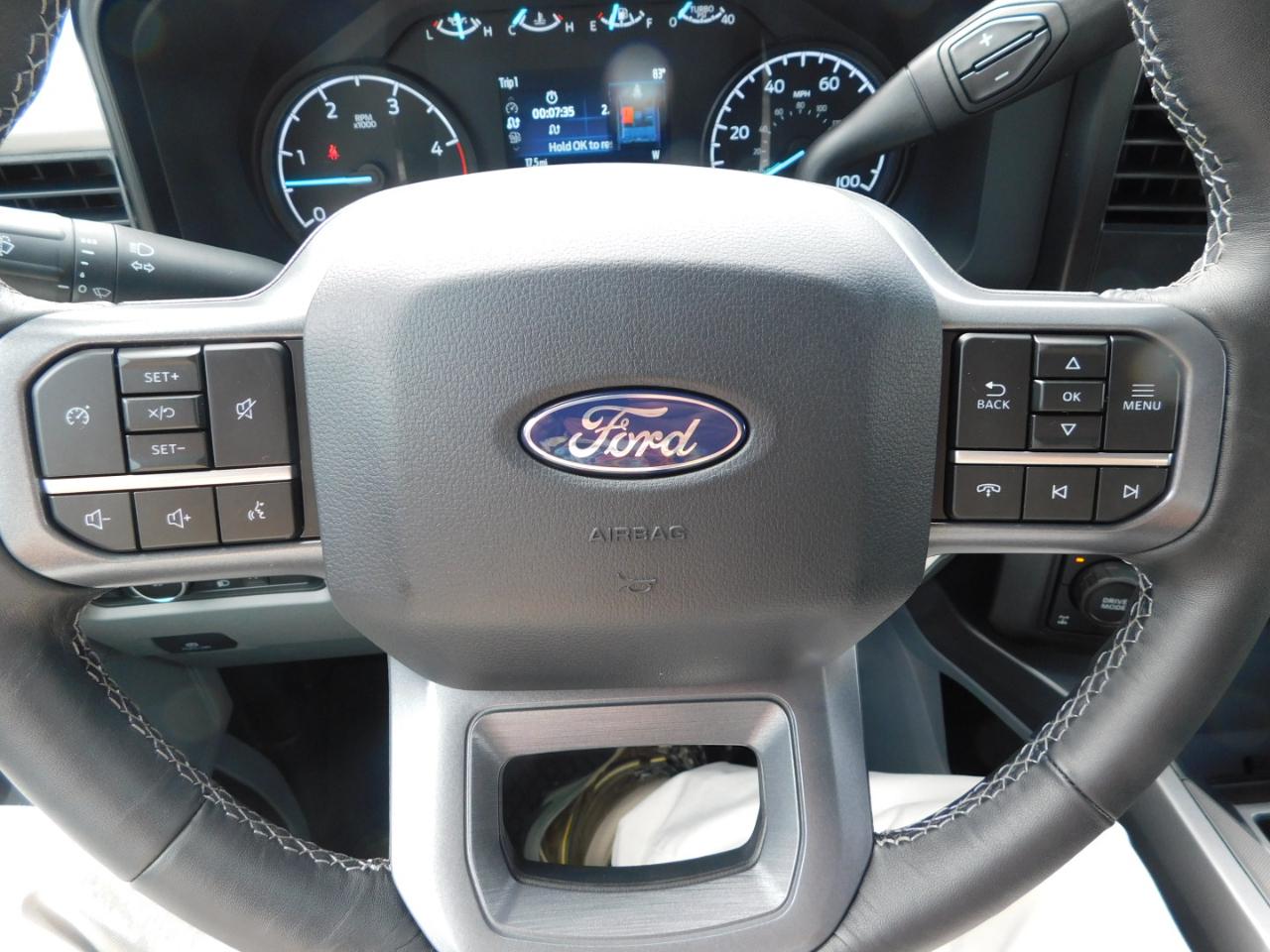 Ford Super Duty F-250 SRW  2027