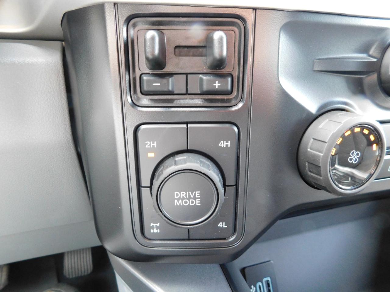 Ford Super Duty F-250 SRW  2027