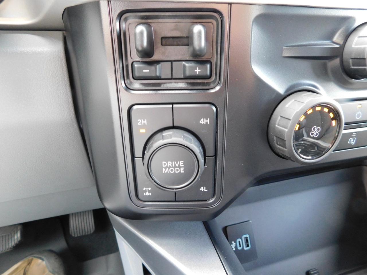 Ford Super Duty F-250 SRW  2027