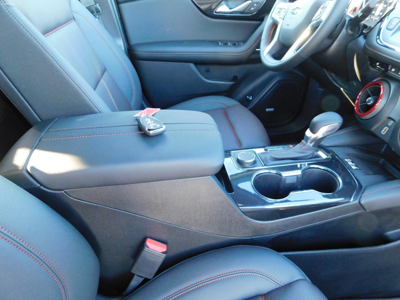 Chevrolet Blazer FWD 4dr RS 2026
