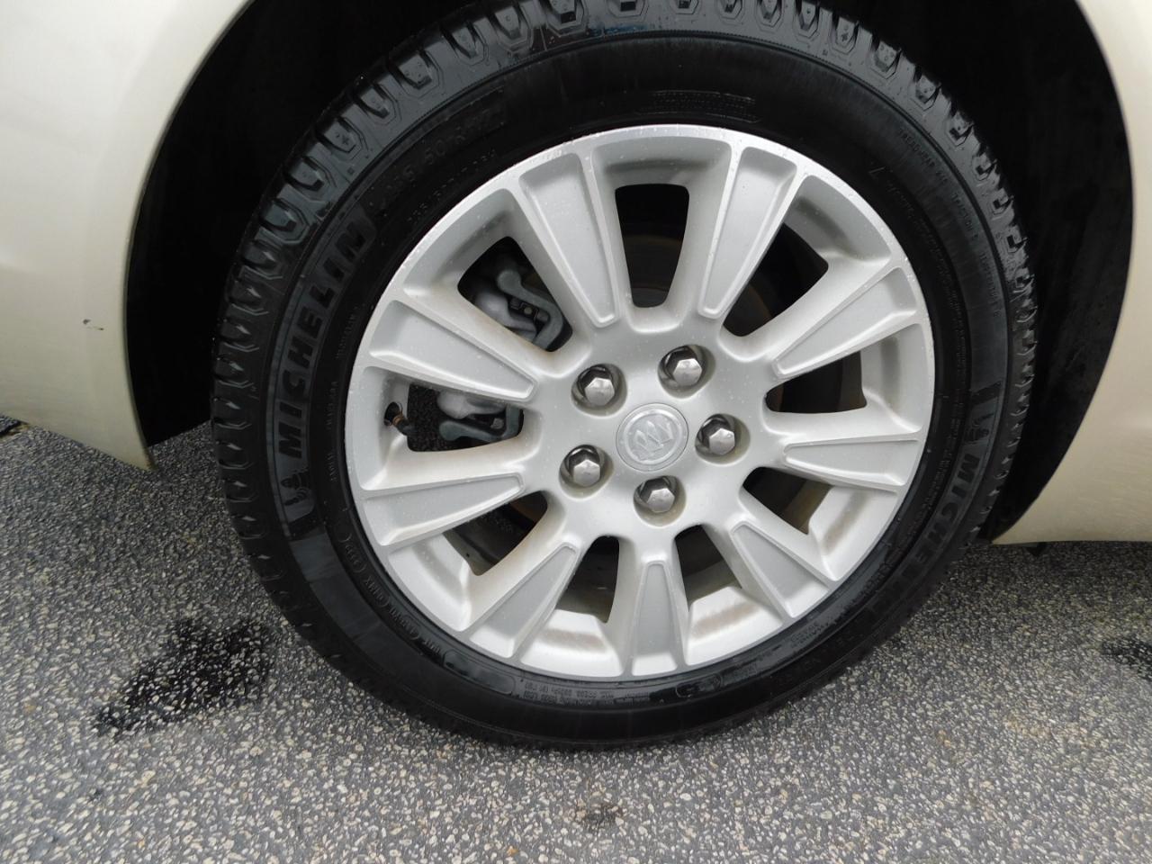 Buick Regal 4dr Sdn Base 2013