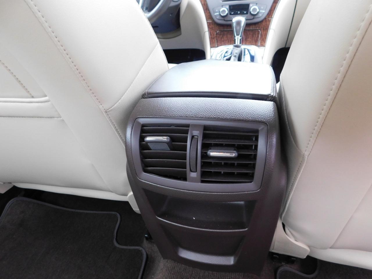 Buick Regal 4dr Sdn Base 2013