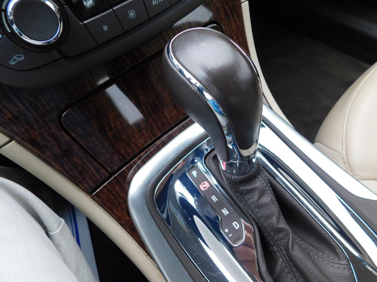 Buick Regal 4dr Sdn Base 2013