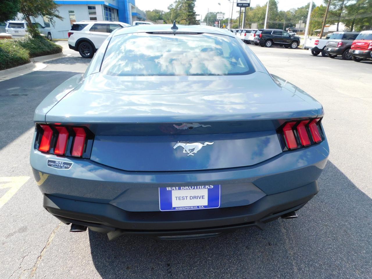 Ford Mustang EcoBoost Fastback 2026