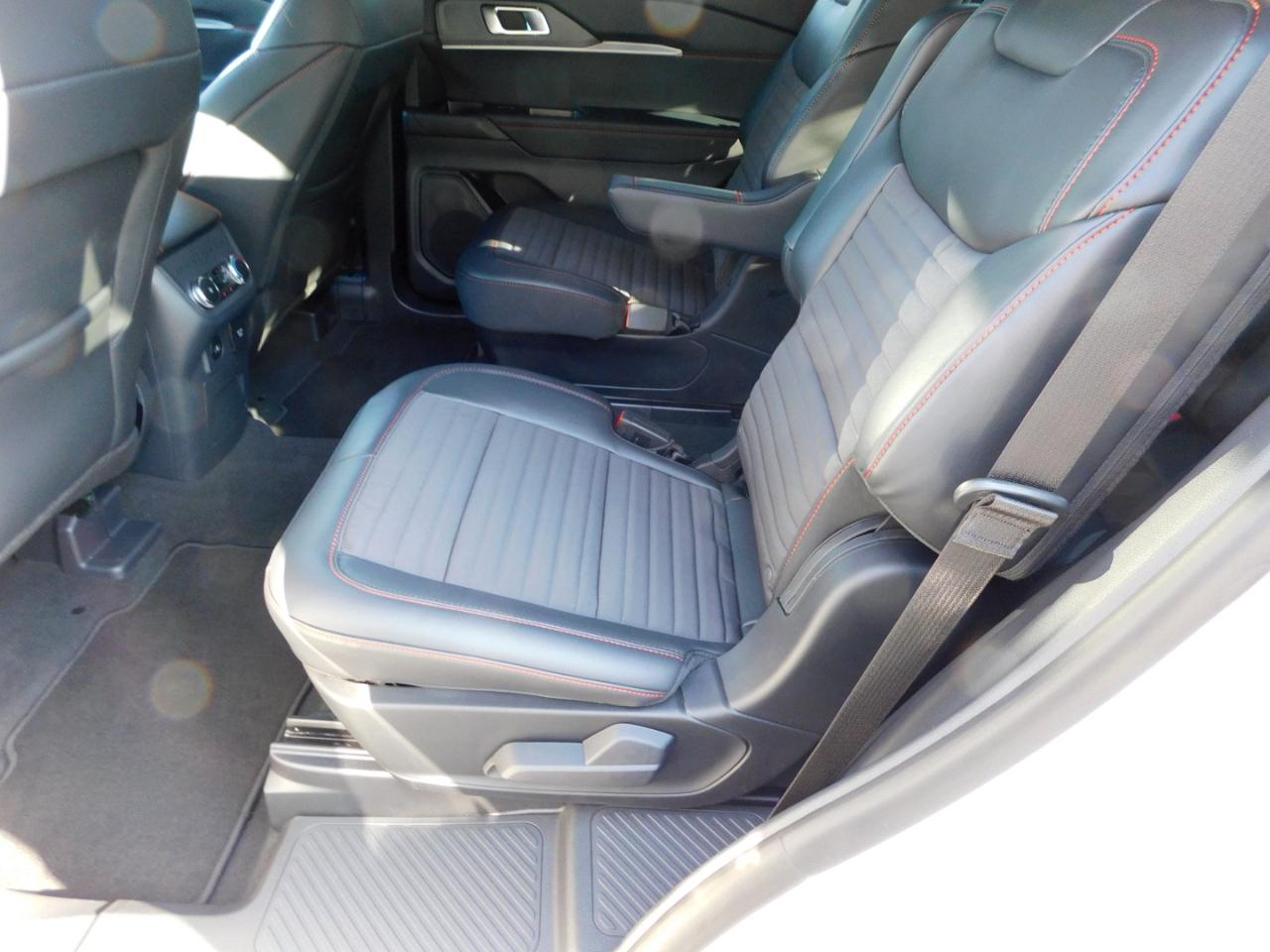Ford Explorer ST-Line RWD 2026