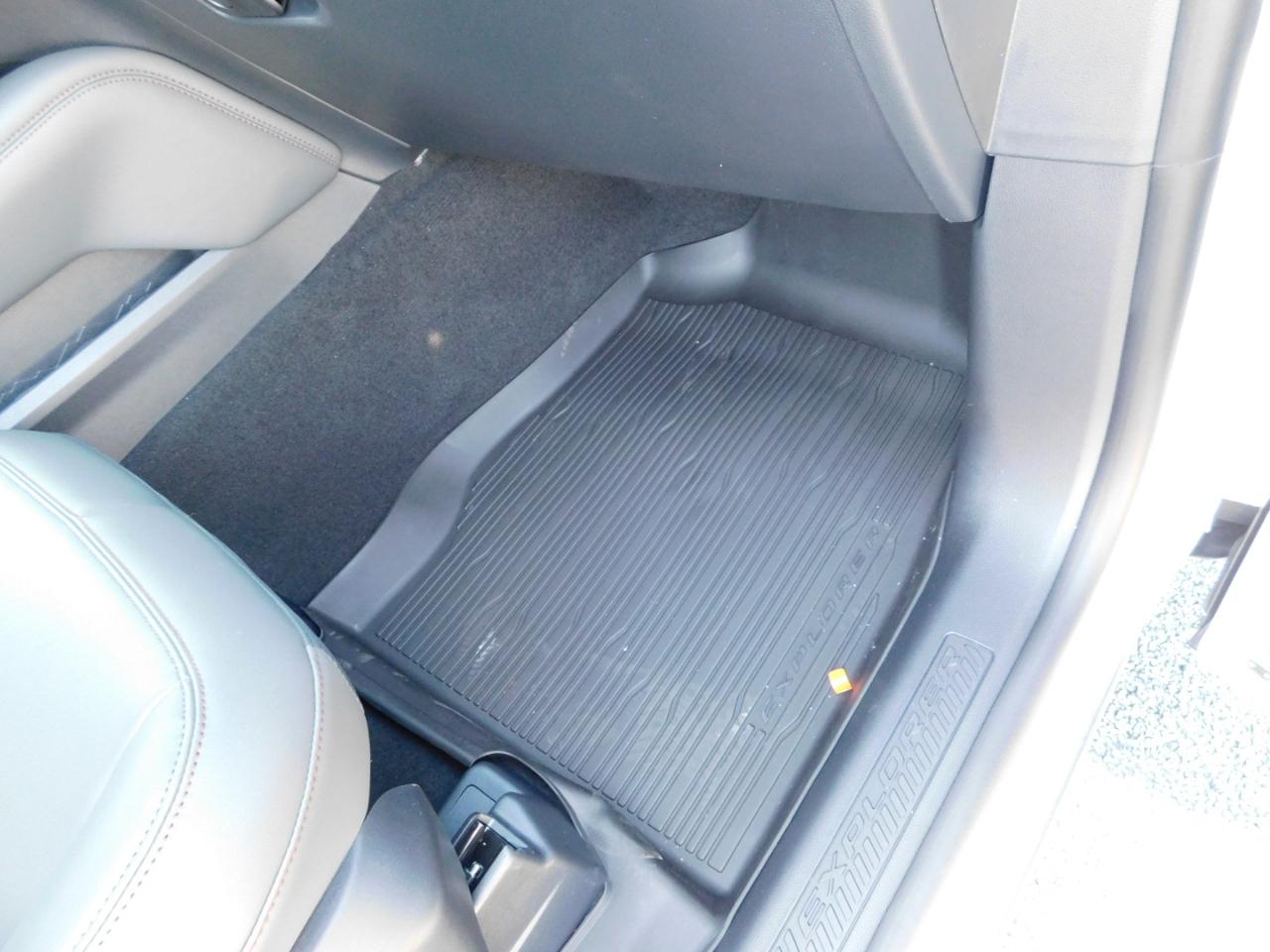 Ford Explorer Active RWD 2026