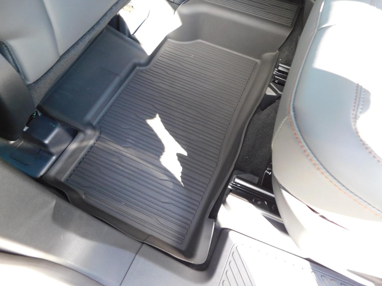 Ford Explorer Active RWD 2026