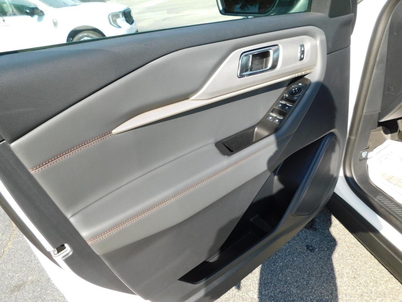Ford Explorer Active RWD 2026