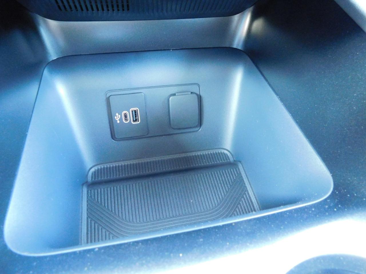Ford Explorer Active RWD 2026