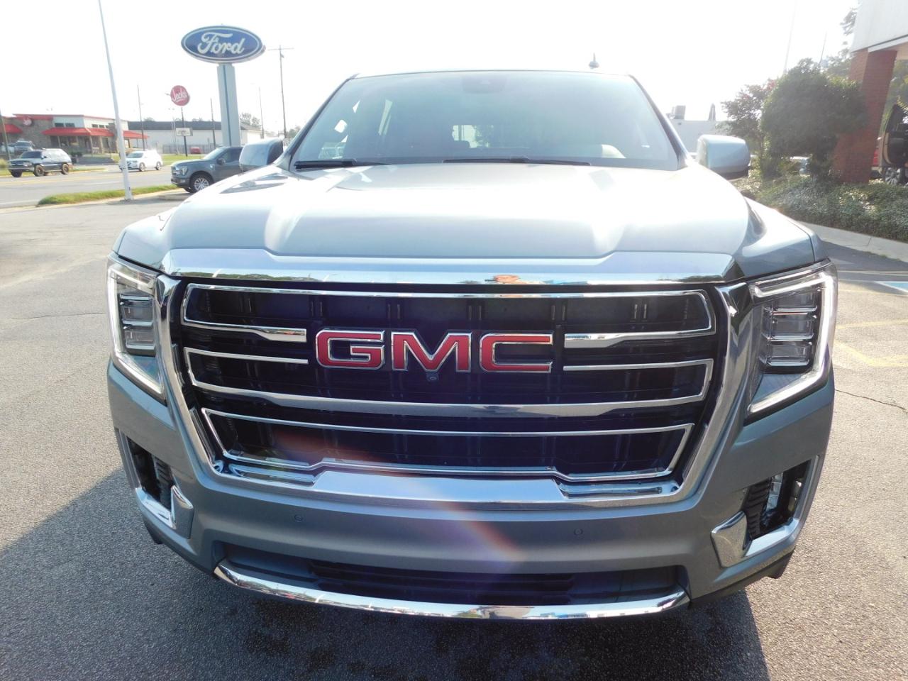 GMC Yukon 2WD 4dr SLT 2023