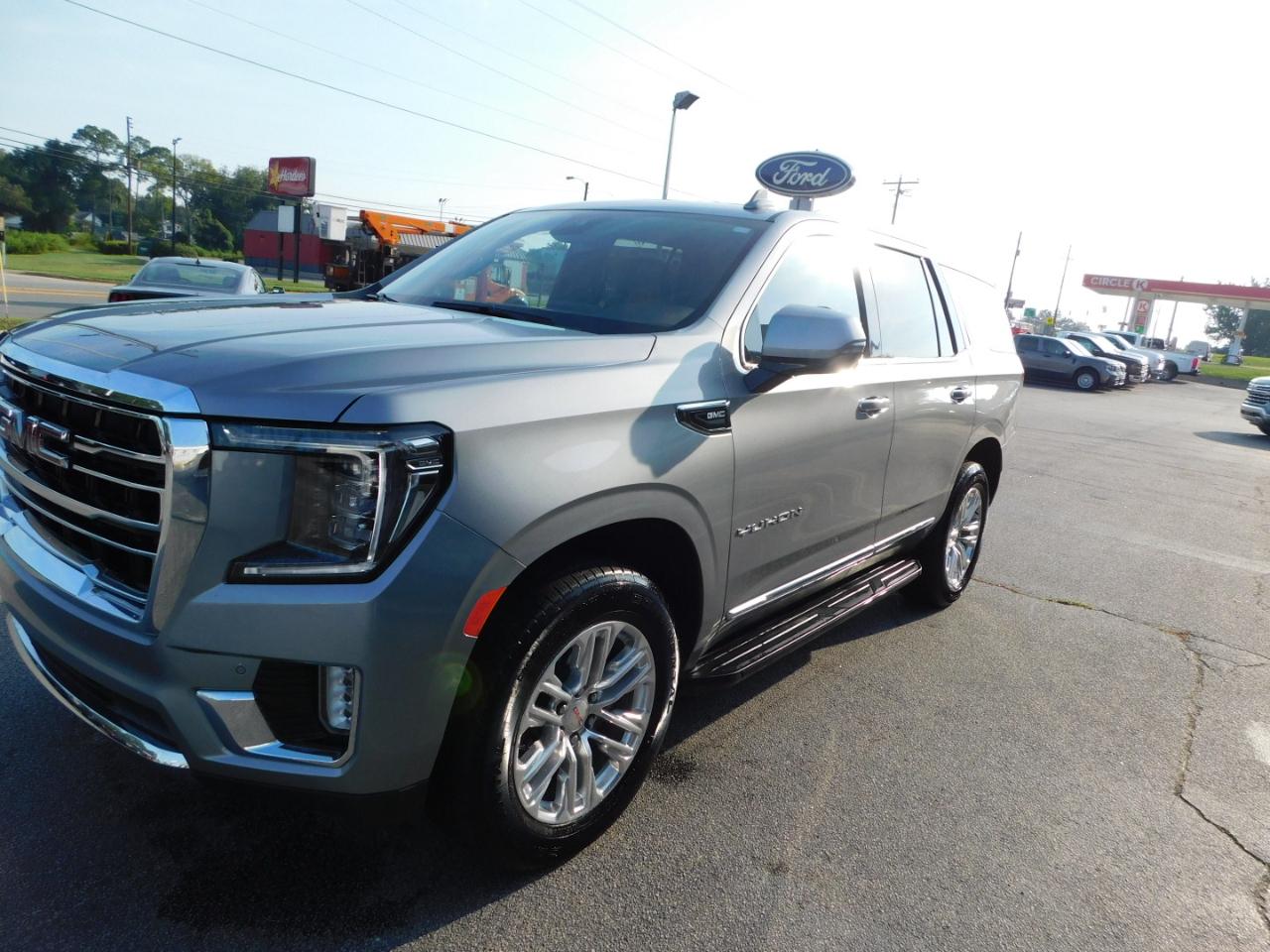 GMC Yukon 2WD 4dr SLT 2023