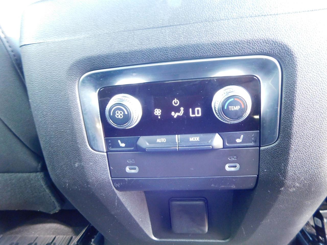 GMC Yukon 2WD 4dr SLT 2023