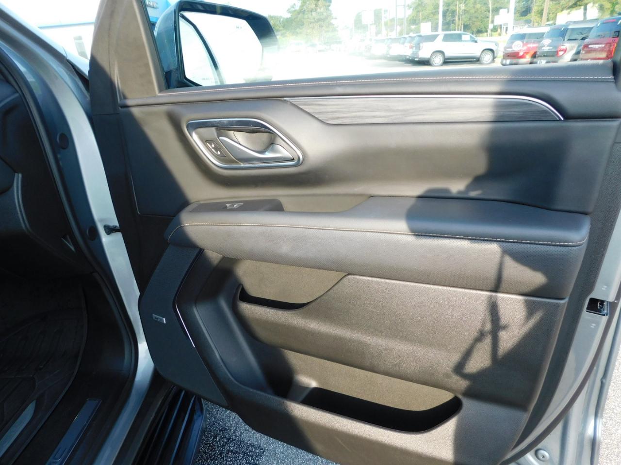 GMC Yukon 2WD 4dr SLT 2023