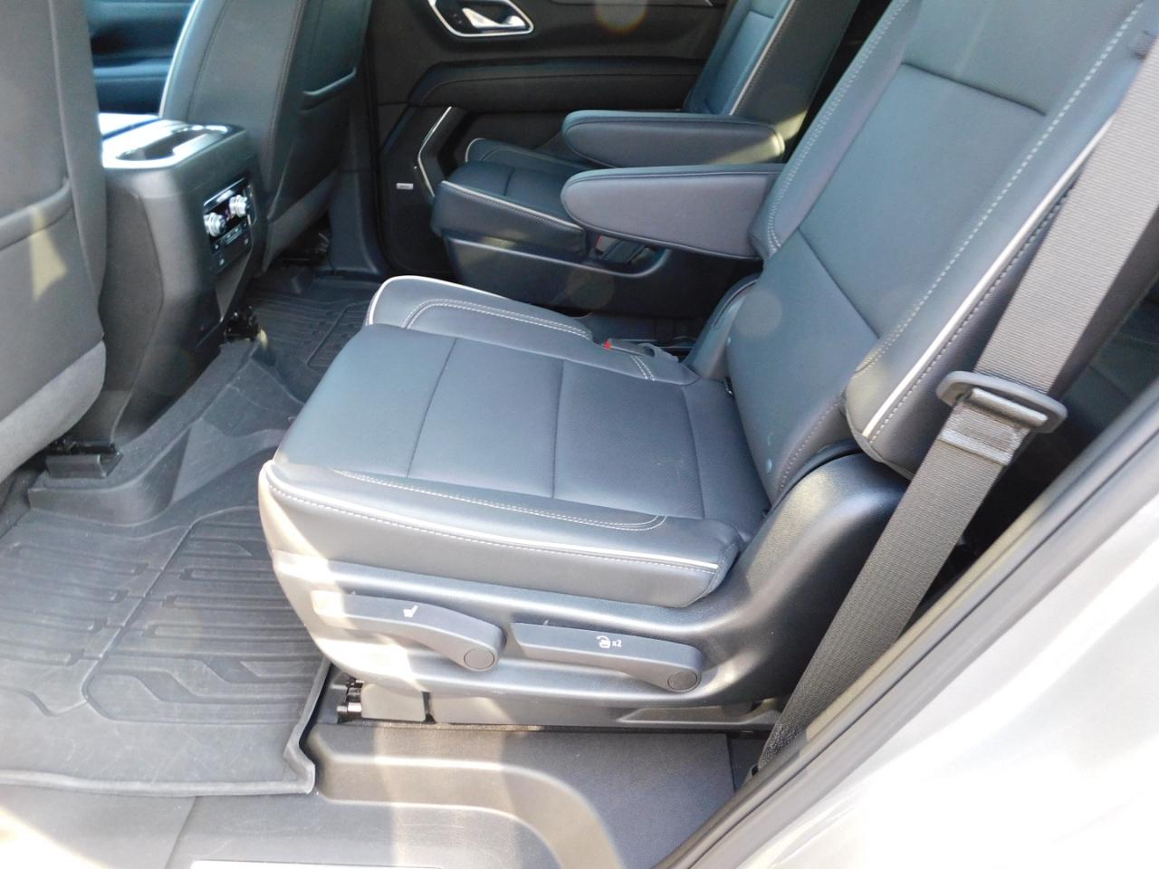 GMC Yukon 2WD 4dr SLT 2023