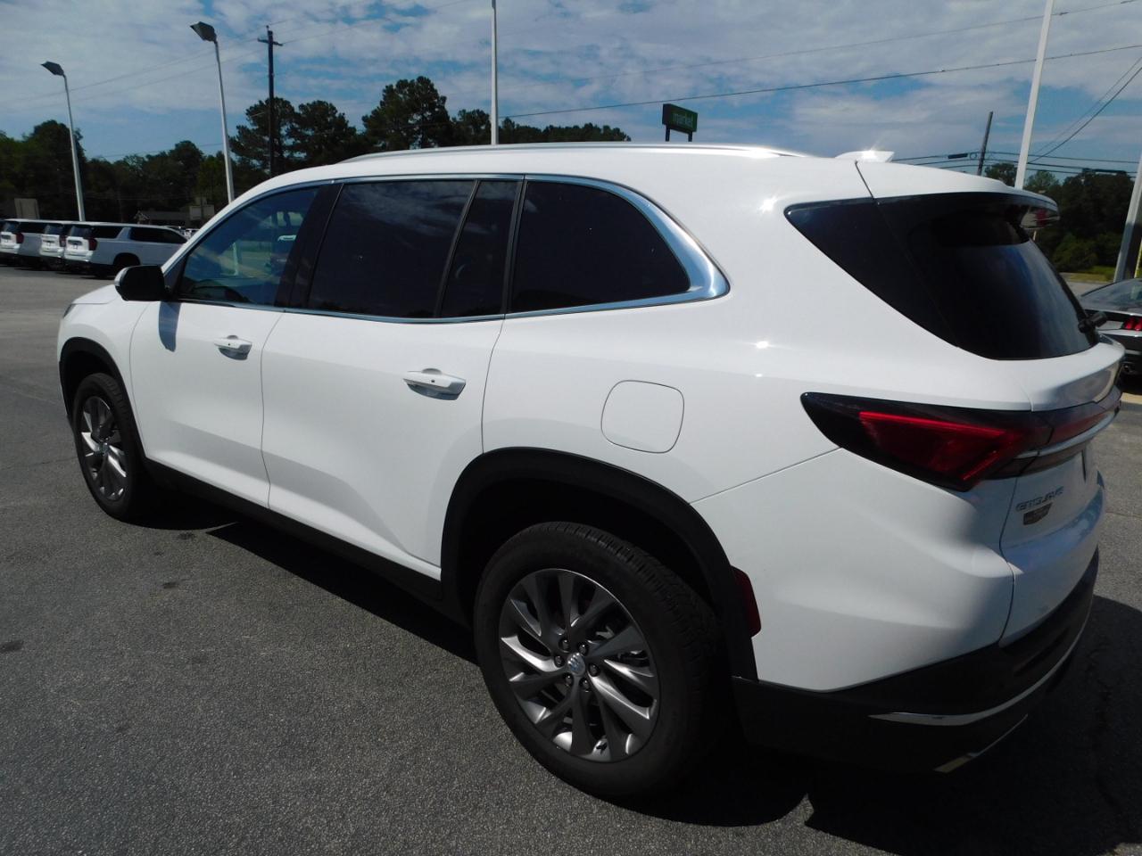 Buick Enclave 4dr Preferred 2026