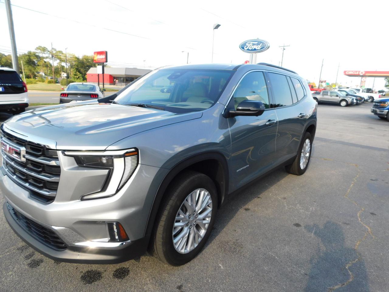 GMC Acadia FWD 4dr Elevation 2026