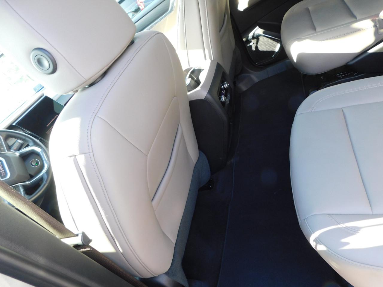 GMC Acadia FWD 4dr Elevation 2026