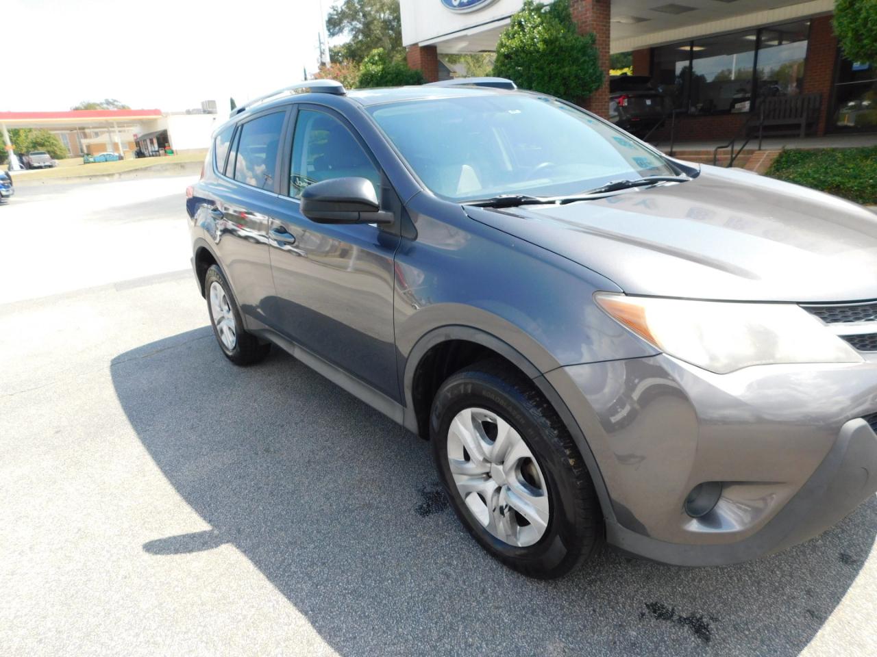 Toyota RAV4  2014