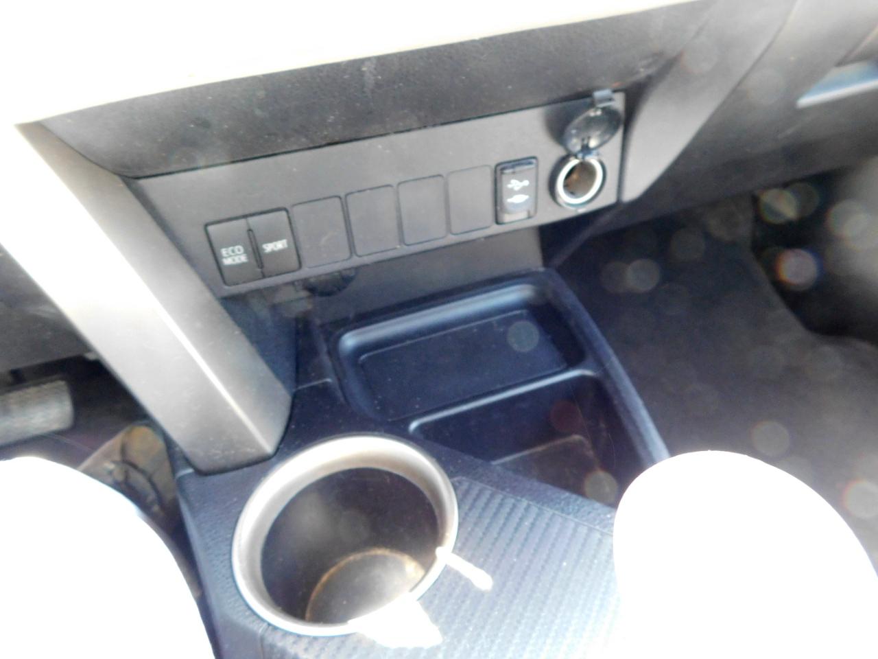 Toyota RAV4  2014