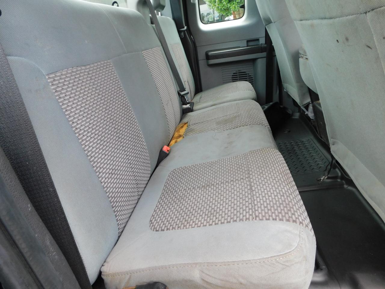 Ford Super Duty F-350 SRW 4WD SuperCab 142" XL 2016