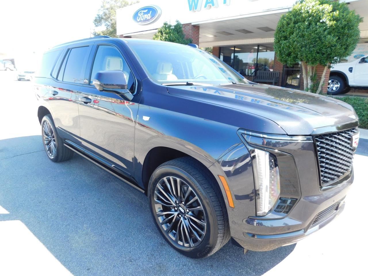 Cadillac Escalade 4WD 4dr Sport Platinum 2025