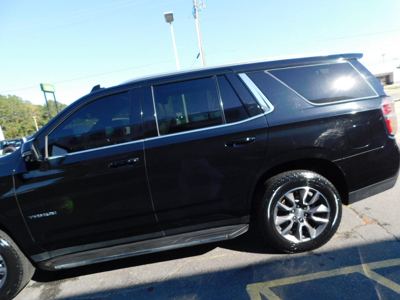 Chevrolet Tahoe 2WD 4dr LT 2022