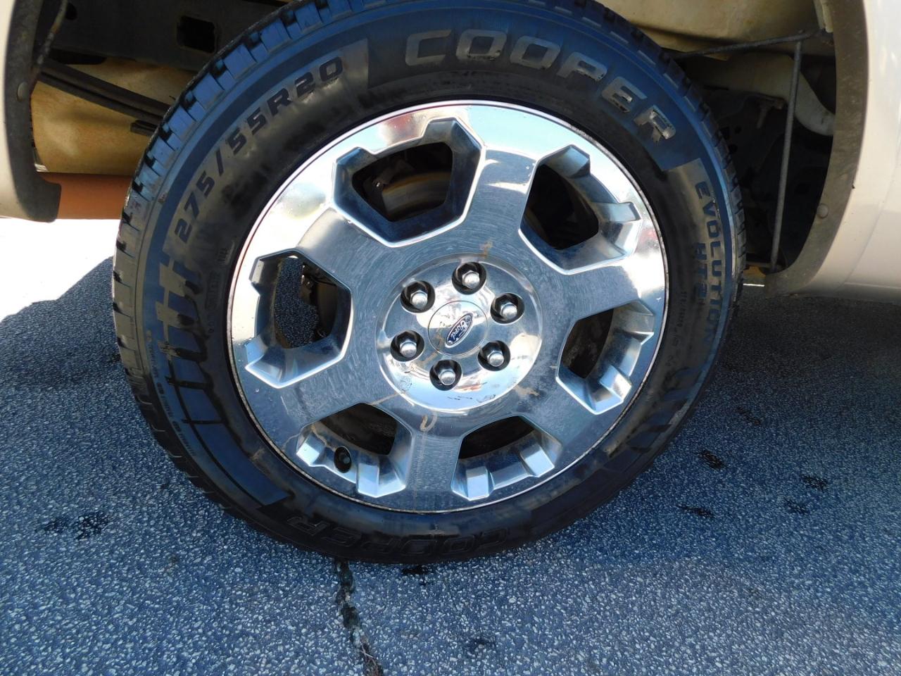 Ford F-150 2WD SuperCrew 145" Lariat 2011