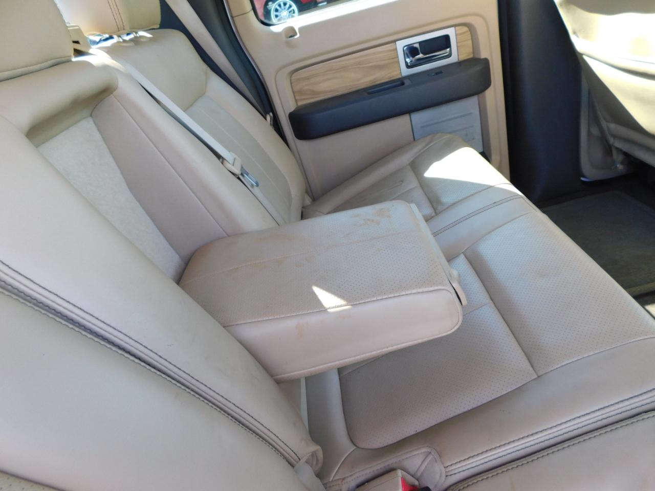 Ford F-150 2WD SuperCrew 145" Lariat 2011