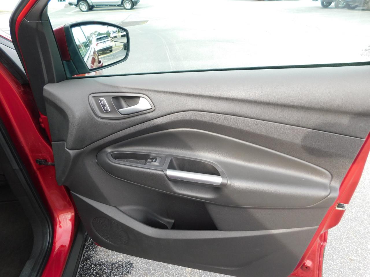 Ford Escape FWD 4dr SE 2014