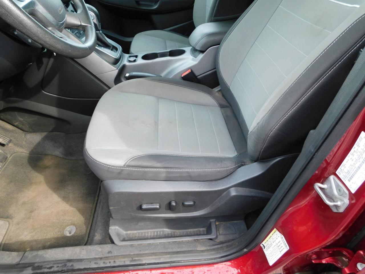 Ford Escape FWD 4dr SE 2014