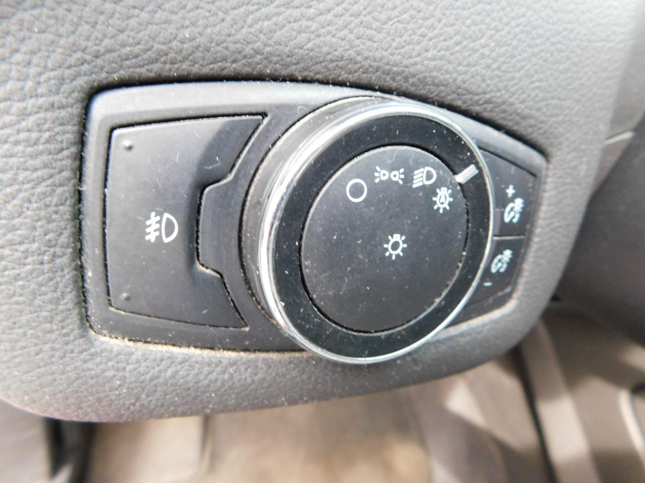 Ford Escape FWD 4dr SE 2014