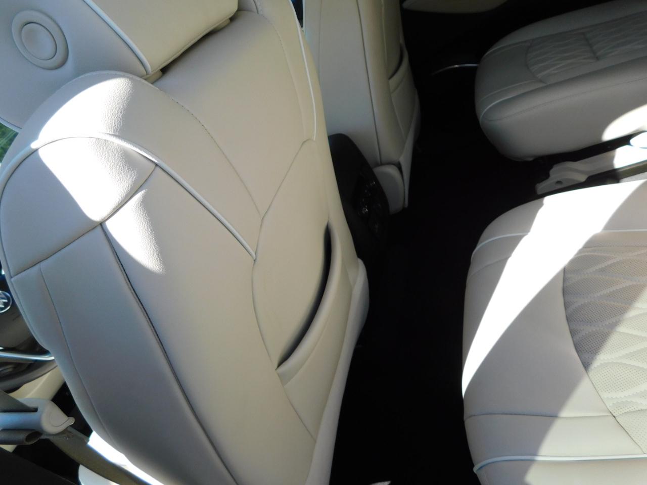 Buick Enclave FWD 4dr Avenir 2023