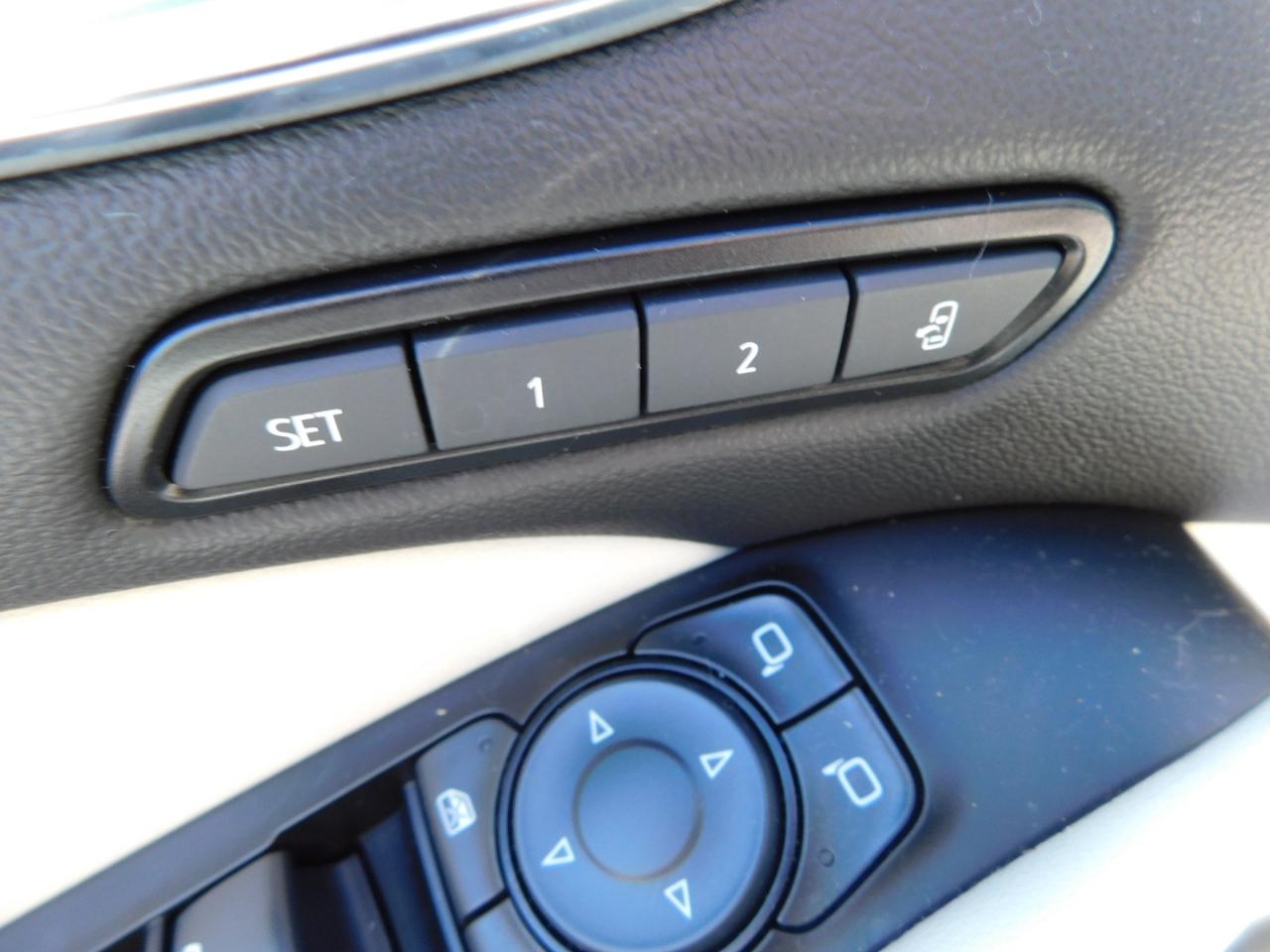 Buick Enclave FWD 4dr Avenir 2023