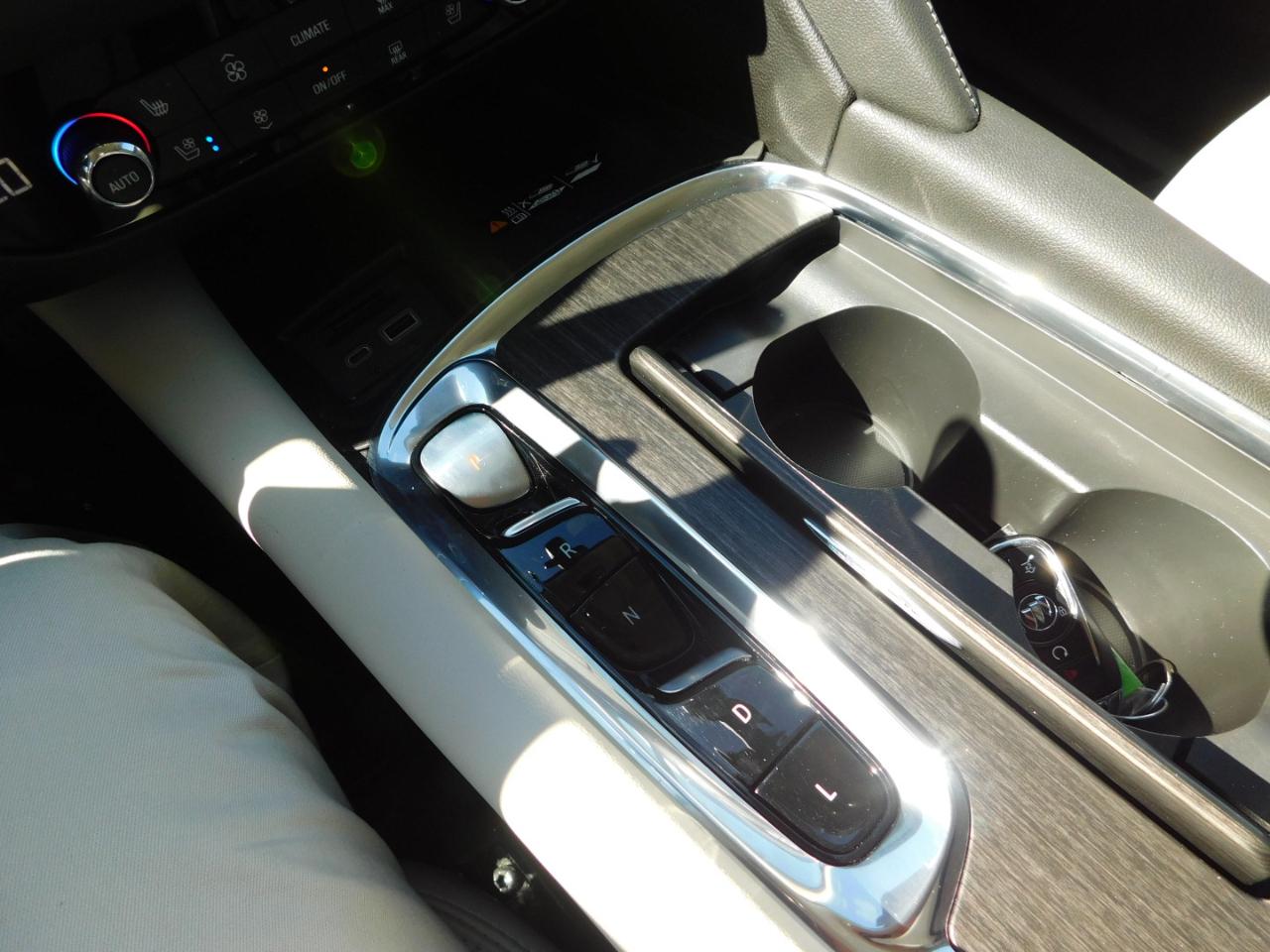 Buick Enclave FWD 4dr Avenir 2023
