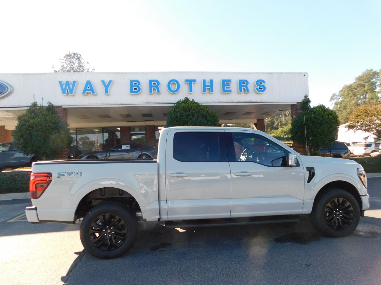 Ford F-150 Lariat 4WD SuperCrew 5.5' Box 2026