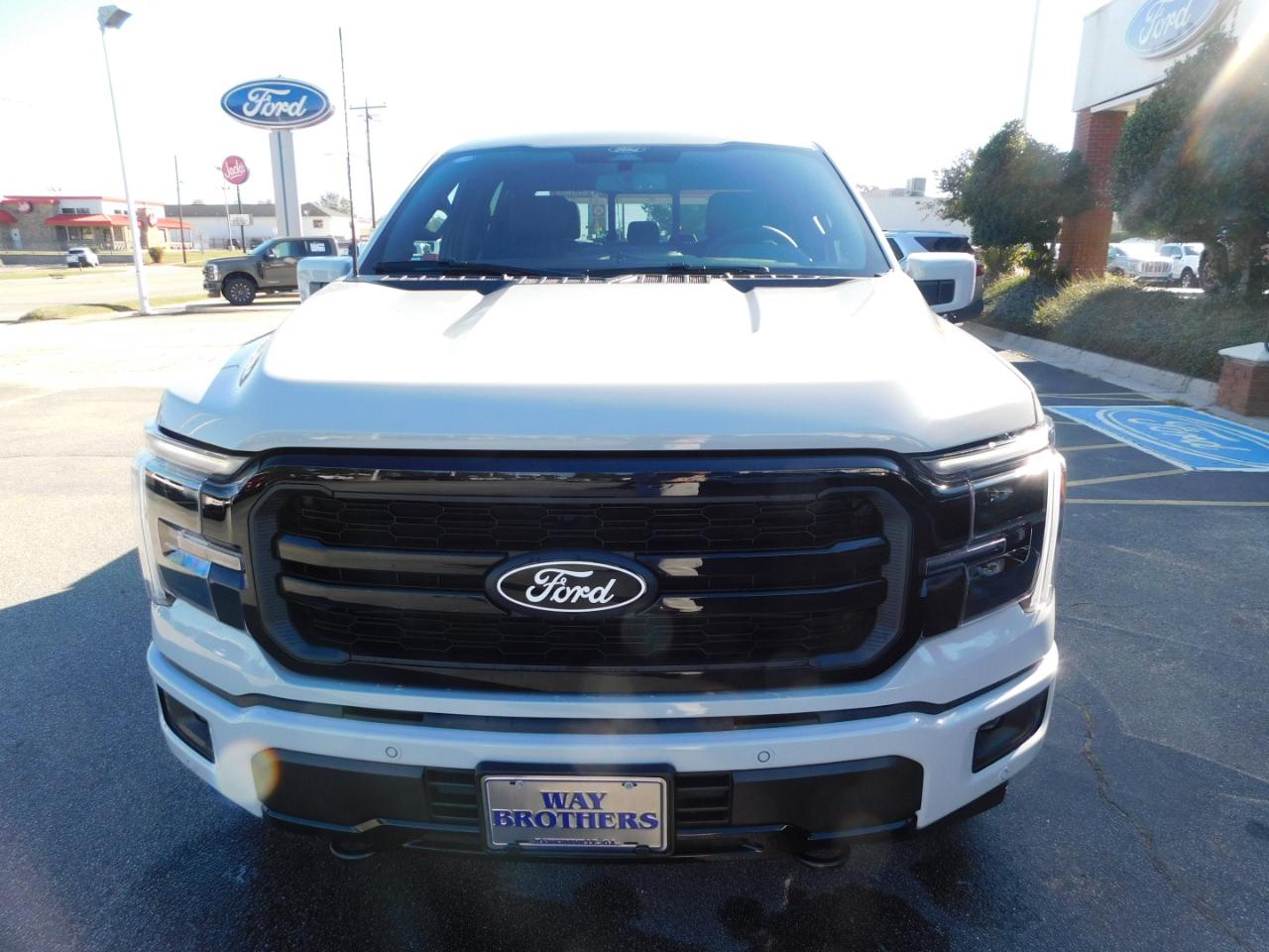 Ford F-150 Lariat 4WD SuperCrew 5.5' Box 2026