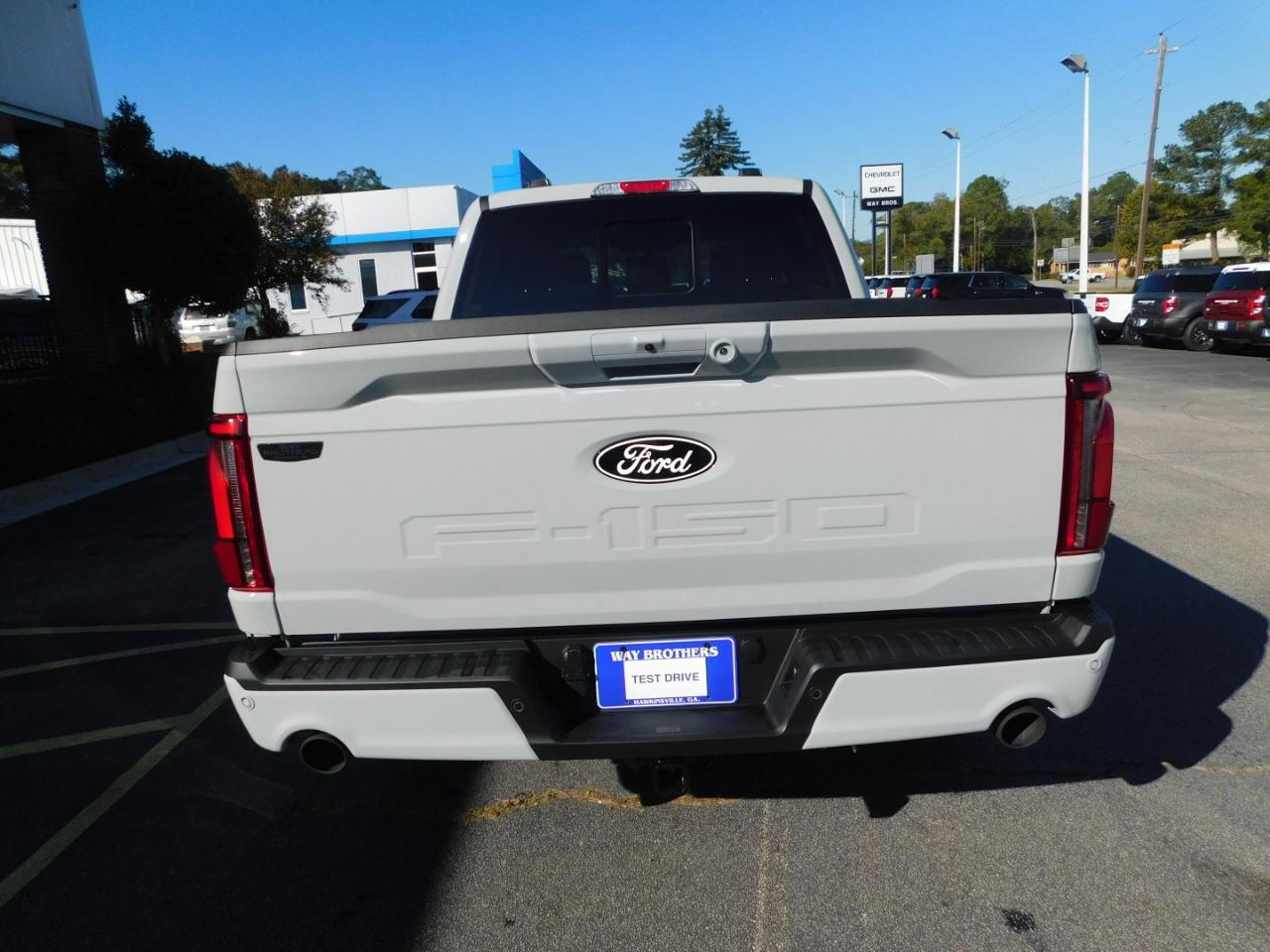 Ford F-150 Lariat 4WD SuperCrew 5.5' Box 2026
