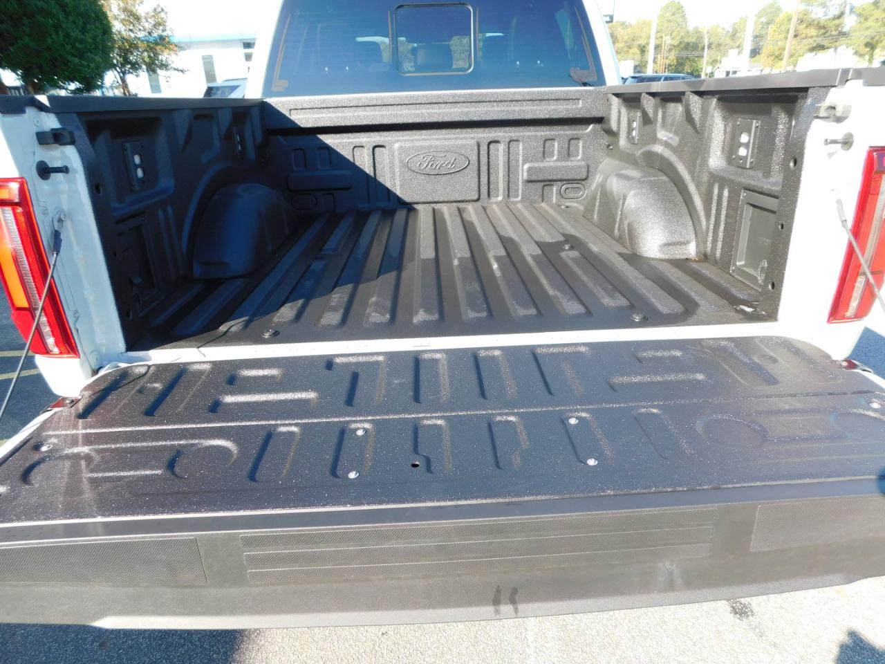 Ford F-150 Lariat 4WD SuperCrew 5.5' Box 2026